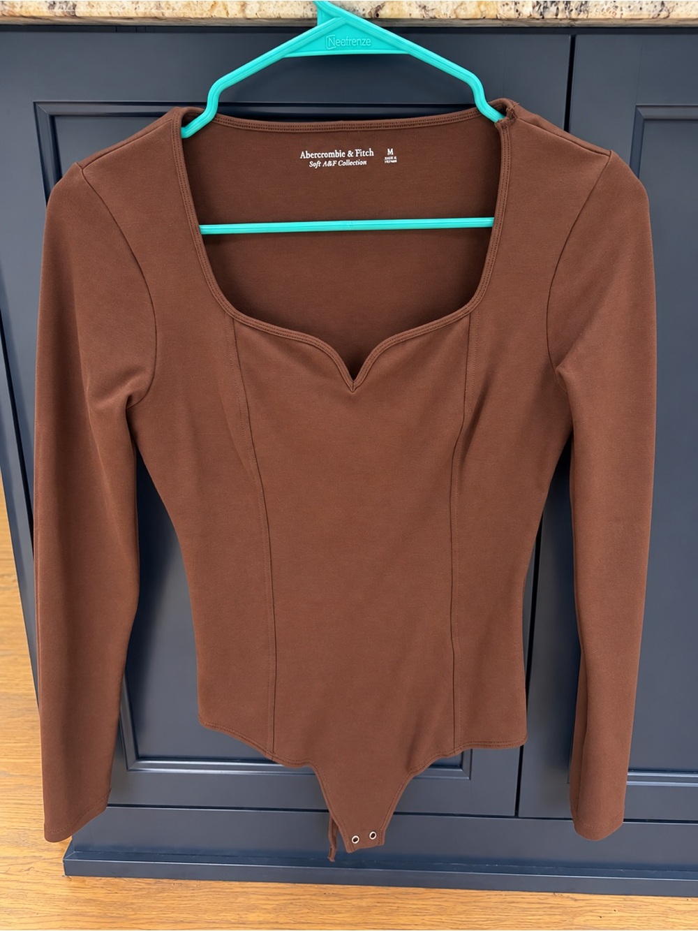 Abercrombie & Fitch Chocolate Brown Long-Sleeve Sweetheart Neckline Bodysuit